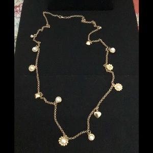 Gold Tone Fashion Necklace w faux Pearl Accents